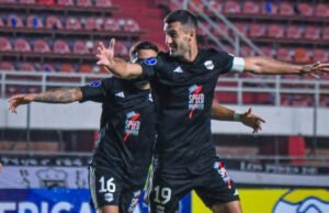 Deportivo Riestra vence o Montevideo City Torque pela Copa Sul-Americana