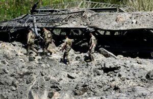 Um guarda de segurança israelense foi morto e nove soldados ficaram feridos em uma explosão no sul do Líbano