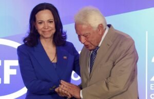 Felipe González expressa seu “respeito e gratidão” pelo “governo” de María Corina Machado: “Espero que seja para você e que chegue logo”
