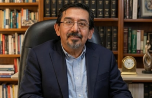 Arturo Chávez López confirma nota quase perfeita no exame de consultor do INE