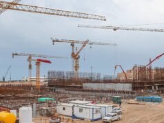 A Rússia condena o ataque dos Estados Unidos e de Israel à instalação nuclear iraniana em Bushehr, onde trabalham 200 funcionários russos.