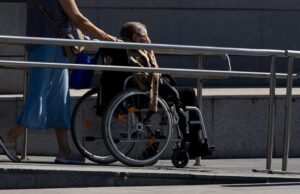 CERMI insta os direitos sociais a regularem “imediatamente” os cartões europeus de estacionamento e deficientes