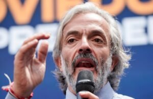 Pela suposta obstrução de Abelardo de la Espriella, Juan Daniel Oviedo exigiu transparência de Gustavo Petro: “Ele quer queimar as eleições”