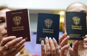 Eles atribuem o caos no consulado colombiano ao colapso do novo sistema de emissão de passaportes