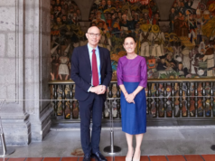 Sheinbaum concorda em cooperar com as Nações Unidas após se reunir com Volker Türk sob pressão para desaparecer.