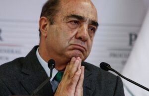 Ayotzinapa: Murillo Karam hospitalizado devido a acidente vascular cerebral