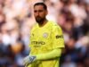 O erro incomum de Donnarumma deixou a corrida pelo título da Premier League do Manchester City em perigo