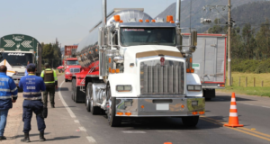 O novo decreto fixa prazo para sanar as deficiências na primeira matrícula de veículos de mercadorias e altera regras do setor