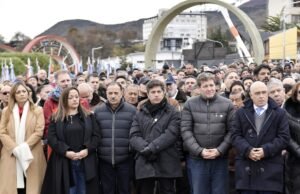 As fileiras do peronismo se fecharam para o aniversário das Malvinas e compareceram em evento oficial em Ushuaia