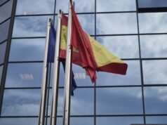 Dois polícias provinciais de Navarra condenados a 9 e 6 meses de prisão por agredir um prisioneiro em Tudela