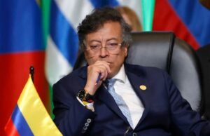 Petro critica juros e alerta: “Se subirem para 6,7%, a economia vai parar de crescer e a dívida ficará insustentável”