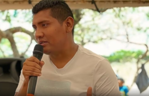 Devido ao ataque a uma mulher grávida, o responsável explicou se existe mandado de detenção para o autarca de Manaure.