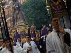 A Sexta-feira Santa deixa um aviso para vento e ondas: rajadas de vento de 70 quilómetros por hora e ondas até 8 metros.