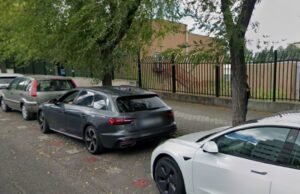 Linhas vermelhas e brancas no estacionamento: o que são e por quanto tempo você pode estacionar
