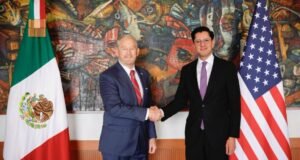 Roberto Velasco se reuniu com Ronald Johnson, embaixador dos EUA, após ser nomeado chanceler: esses foram os temas que ele discutiu