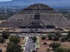 Tiroteio no sítio arqueológico de Teotihuacán, matando dois e ferindo quatro: um canadense morto.