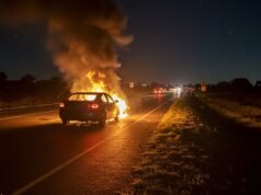 Seu carro pegou fogo, o seguro se recusou a pagar e ele perdeu a ação por causa do horário errado