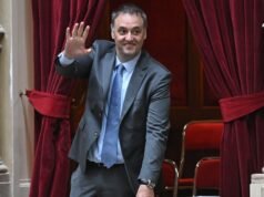 Adorni falará na quarta-feira a partir das 10h30 e a oposição finaliza sua estratégia