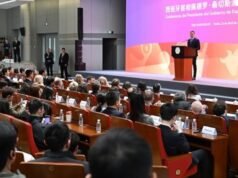 Sánchez pede à China que faça mais para parar a guerra no Irão: “Funciona muito e celebro, mas acho que pode fazer mais”