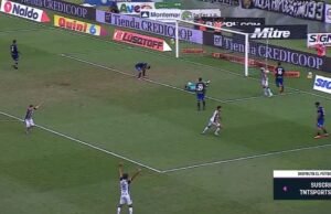 O gol inusitado de Mammana no último jogo que deu ao Gimnasia de Mendoza a vitória sobre o líder Vélez