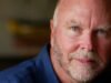 Craig Venter, o cientista que ajudou a definir o genoma humano e a criar vida em laboratório, morreu.
