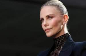 O jeito de Charlize Theron: exercícios, comida e álcool para uma vida plena