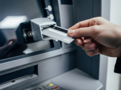 A Guarda Civil prendeu um zelador em Valência acusado de roubar 40 mil euros a uma idosa dependente.