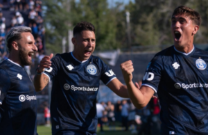 O Independiente Rivadavia derrotou o Argentinos Juniors por 3 a 1 e se tornou o primeiro a se classificar para os playoffs do Torneio Apertura: calendário completo.