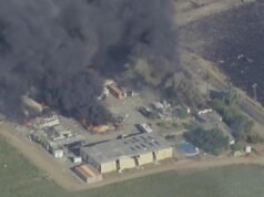 Ex-tenente do xerife entre os cinco acusados de explosão de fogos de artifício na Califórnia