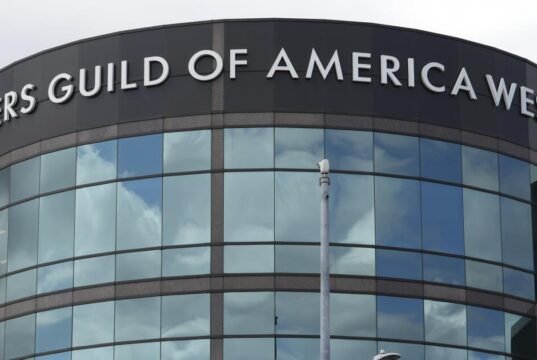 O sindicato dos trabalhadores WGA perdeu benefícios de saúde durante a greve