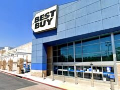 Suspeito de ladrão da Pasadena Best Buy se esconde na loja antes de deixar cair Pokémon