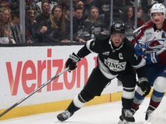 A carreira de Anze Kopitar na NHL termina com a derrota dos Kings no jogo 4 para o Avalanche