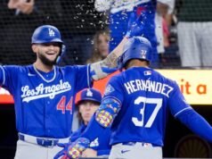 Os Dodgers continuaram sua seqüência de derrotas com uma vitória sobre o Toronto Blue Jays