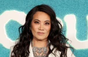 ‘Dr. Sandra Lee ‘Pimple Popper’ está de volta de um derrame