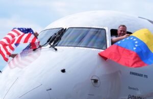 O primeiro voo comercial EUA-Venezuela em 7 anos chegou a Caracas