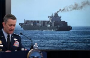 Ataque militar dos EUA a suposto barco de tráfico de drogas mata 2 pessoas no leste do Pacífico