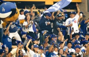 Os Dodgers são realmente populares? Até os Lakers estão de olho neles. Acima.