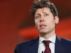 O CEO da OpenAI, Sam Altman, pede desculpas por não relatar preocupações com tiroteios no Canadá