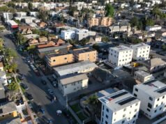Eleitores de Los Angeles duvidam que o governo possa consertar moradias, revela pesquisa