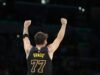 Luka Doncic, do Lakers, ganhou o prêmio de pós-temporada da NBA após o recurso