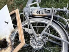 Bateria de bicicleta elétrica pega fogo dentro de apartamento em San José, 1 morto