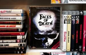 O original ‘Faces of Death’ tem uma história sombria em uma escola da Califórnia