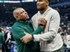 Treinador do HOF, Doc Rivers, em Milwaukee. Giannis Antetokounmpo é o próximo?
