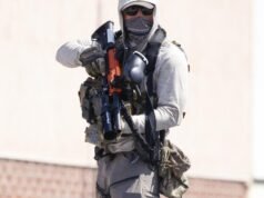 A lei que exige que os agentes do ICE mostrem identificação foi revogada