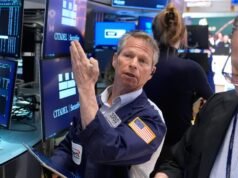 Os estoques estão mais baixos e os preços do petróleo estão mais baixos antes das negociações planejadas entre EUA e Irã