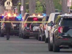 Vizinhos de Burbank chocados depois que mãe morre e filha fica ferida após esfaqueamento