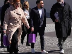 Líderes latinos juntam-se a escritórios locais enquanto os ataques da era Trump criam uma nova urgência