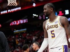 Até os Rockets acharam que a demissão de Deandre Ayton foi “suave”.