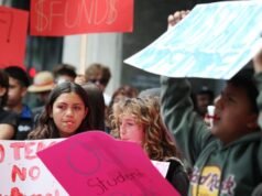 A comunidade LAUSD aguarda notícias sobre a possibilidade de greve para fechar as escolas na terça-feira, 14 de abril de 2026