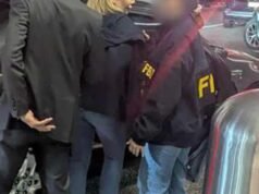 Federais: Mulher de Woodland Hills presa em LAX por contrabandear armas para o Irã